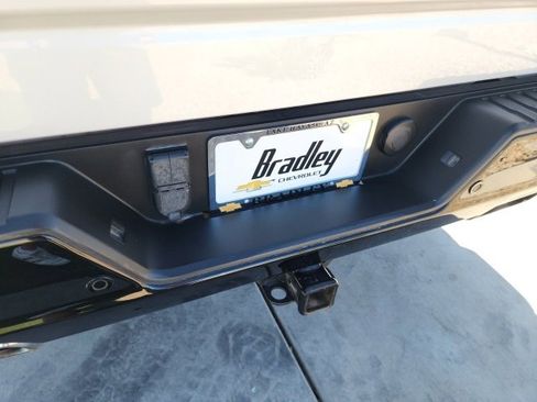 Used 2022 Chevrolet Silverado 1500 LT Trail Boss w/ LT Trail Boss Premium Package image 18