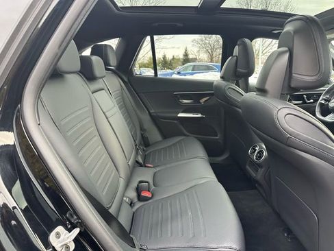 Certified 2025 Mercedes-Benz GLC 300 4MATIC image 23