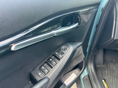 Used 2025 Kia Seltos EX w/ EX Sunroof Package FWD image 15