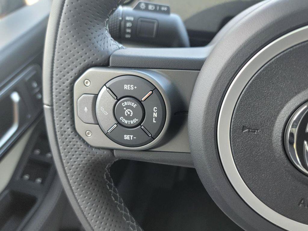 Used 2025 INEOS Grenadier Station Wagon AWD/4WD image 19
