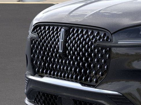 New 2025 Lincoln Aviator Black Label AWD/4WD image 17