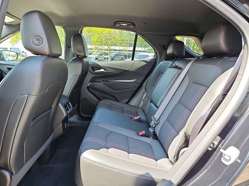 Certified 2023 Chevrolet Equinox RS FWD image 10
