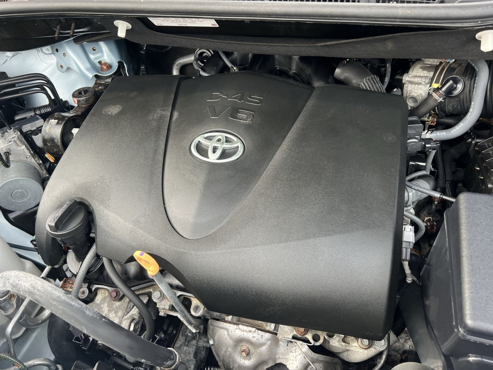 Used 2017 Toyota Sienna XLE w/ XLE Navigation Package FWD image 28