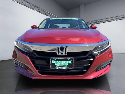 Used 2018 Honda Accord Touring image 9