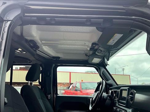 Used 2020 Jeep Wrangler Unlimited Sport S AWD/4WD image 24