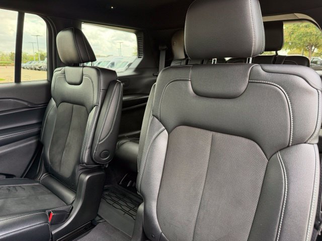Used 2021 Jeep Grand Cherokee L Laredo AWD/4WD image 22