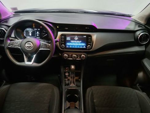 Used 2024 Nissan Kicks SV image 17