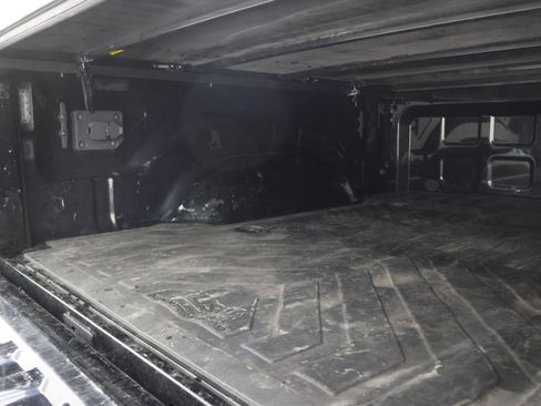 Used 2020 RAM 2500 Big Horn w/ Night Edition AWD/4WD image 5