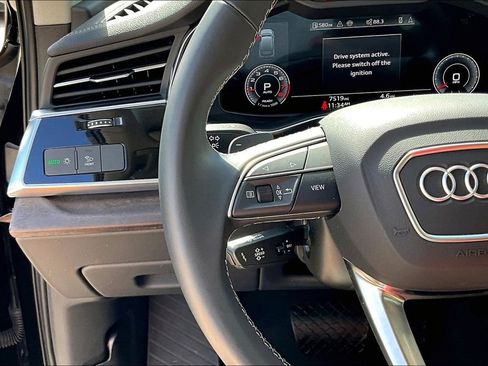 Certified 2025 Audi Q7 2.0T Premium w/ Convenience Plus Package image 24