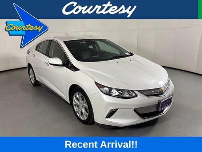 Used 2018 Chevrolet Volt Premier w/ Driver Confidence Package