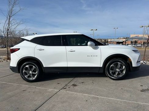 Used 2023 Chevrolet Blazer LT w/ Driver Confidence Package image 9