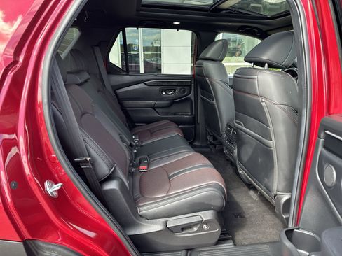 Used 2025 Honda Pilot Black Edition image 25