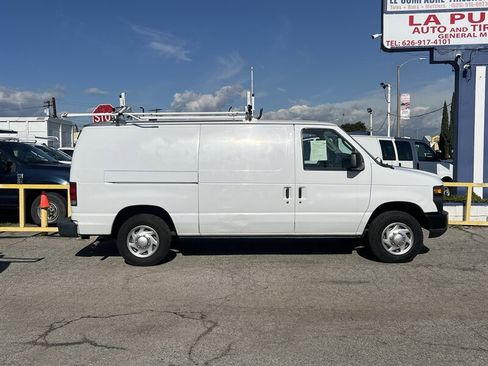 Used 2013 Ford E-150 and Econoline 150 image 2