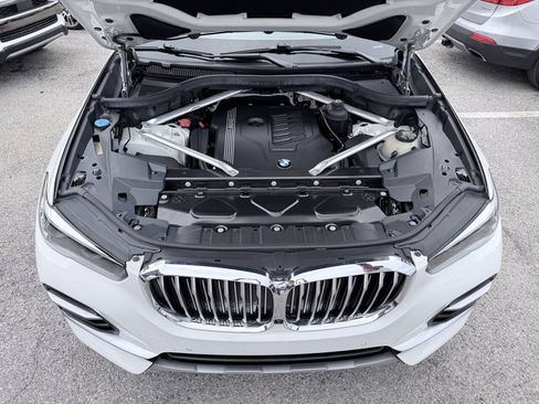Used 2019 BMW X5 xDrive40i w/ Convenience Package AWD/4WD image 10