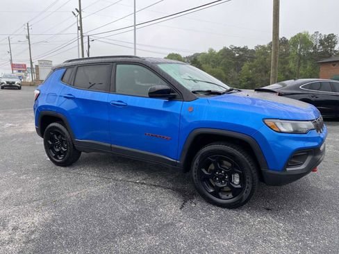 Used 2024 Jeep Compass Trailhawk AWD/4WD image 1