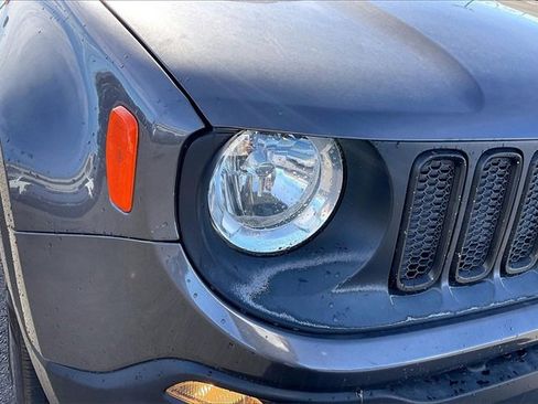 Used 2017 Jeep Renegade Sport w/ Power & Air Group image 30