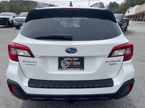 Used 2019 Subaru Outback 3.6R Limited w/ Popular Package #2 image 10