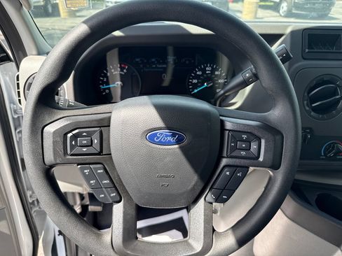 New 2026 Ford E-450 and Econoline 450 Super Duty w/ Power Equipment Group RWD image 12