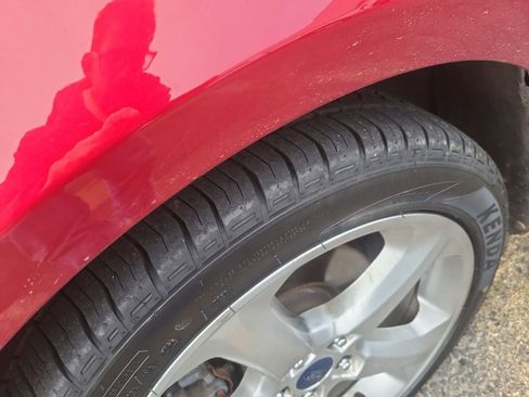 Used 2014 Ford Fusion SE image 35