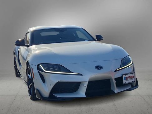 Certified 2021 Toyota Supra 3.0 image 3