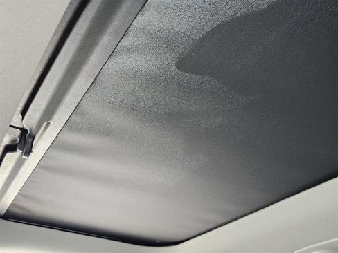 Used 2017 Buick Enclave Premium w/ Experience Buick Package image 18