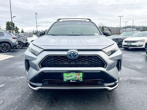 Used 2022 Toyota RAV4 XSE image 4