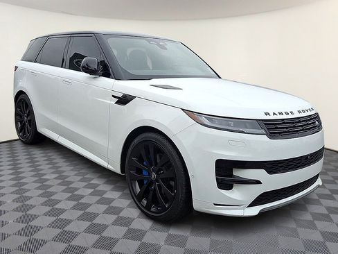 Certified 2024 Land Rover Range Rover Sport Dynamic SE AWD/4WD image 2