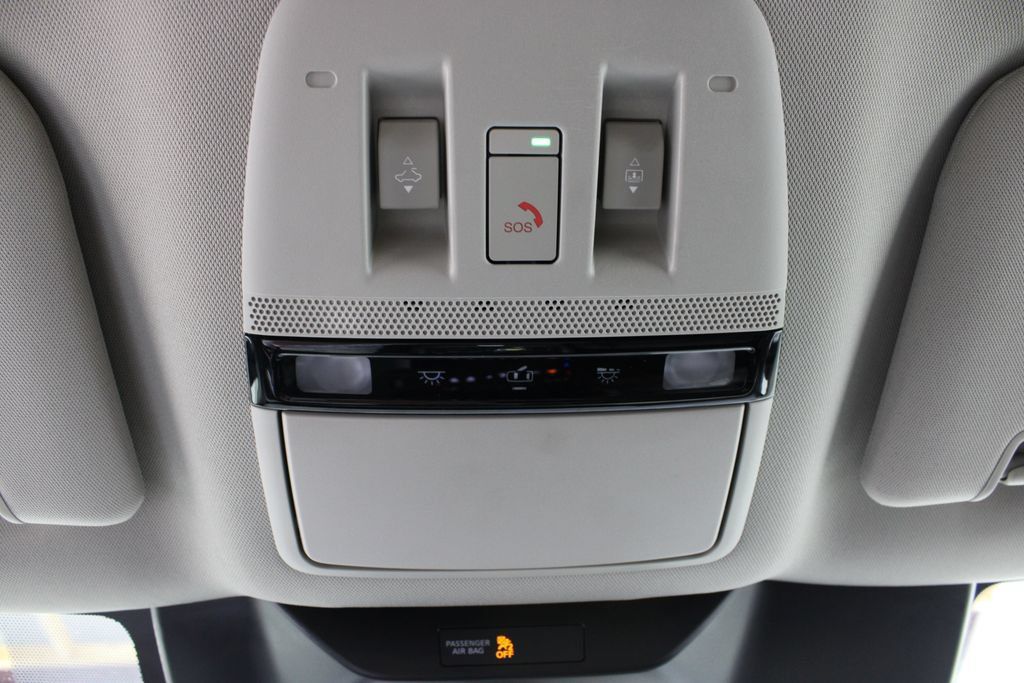 Used 2025 Nissan Murano SL AWD/4WD image 29