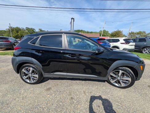 Used 2021 Hyundai Kona Limited AWD/4WD image 7