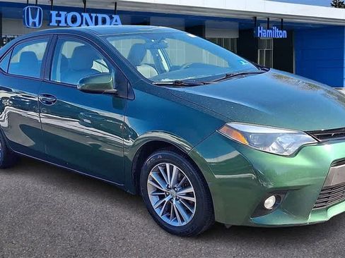 Used 2014 Toyota Corolla LE image 2