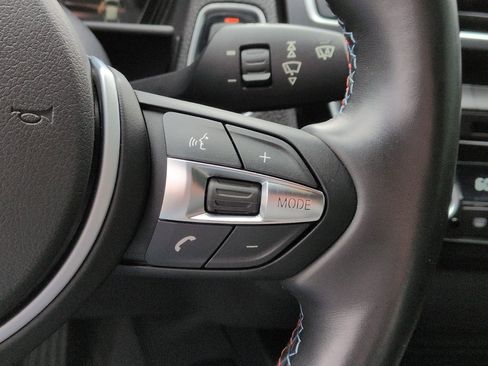 Used 2017 BMW M2 image 18