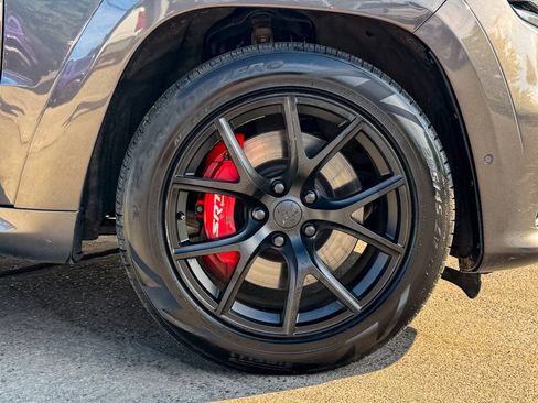 Used 2021 Jeep Grand Cherokee SRT AWD/4WD image 8