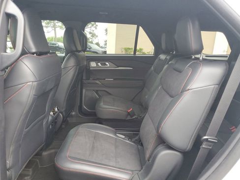 Used 2025 Ford Explorer ST w/ Sun And Sound Package image 20