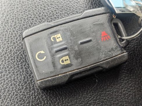 Used 2022 Chevrolet Colorado LT w/ Luxury Package image 28