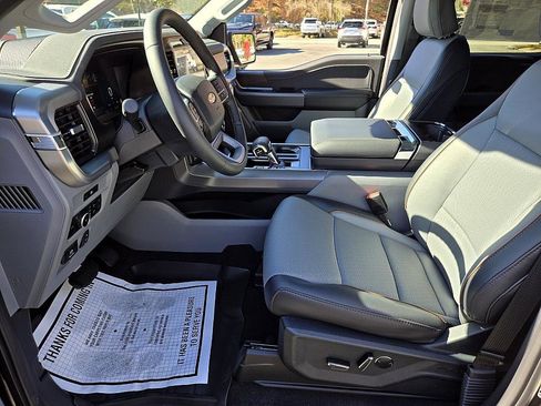 New 2025 Ford F150 Lariat w/ Equipment Group 502A High image 9