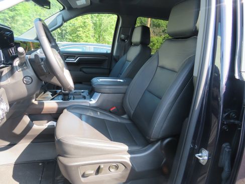 Used 2022 GMC Sierra 1500 SLT w/ SLT Premium Plus Package image 10