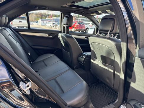Used 2014 Mercedes-Benz C 300 4MATIC Sedan image 16