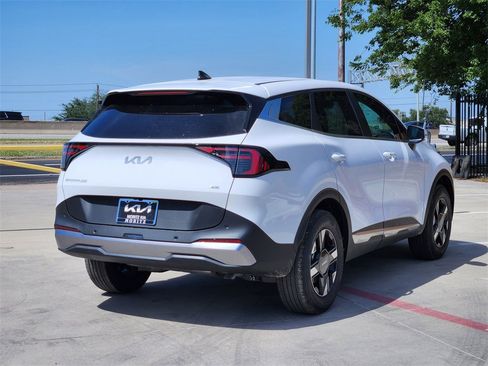 New 2026 Kia Sportage LX w/ LX Convenience Package image 4