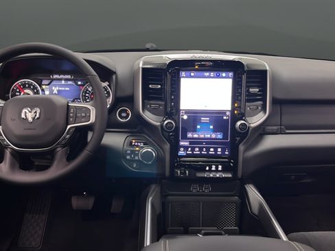 New 2026 RAM 1500 4x4 Crew Cab image 11