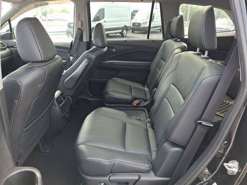 Used 2016 Honda Pilot Elite image 10