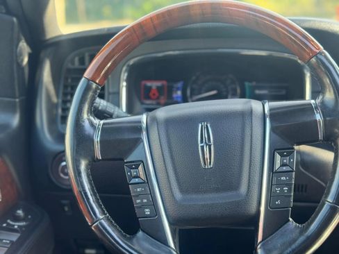 Used 2016 Lincoln Navigator L Select image 14