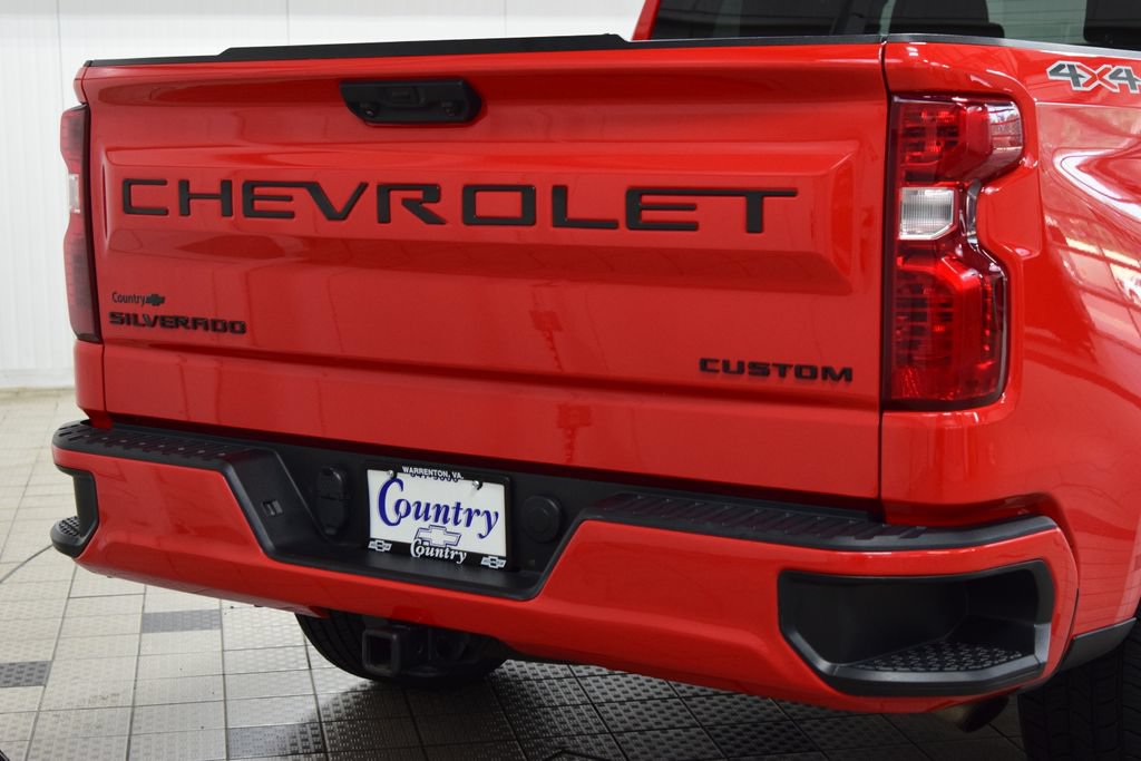 Used 2023 Chevrolet Silverado 1500 Custom AWD/4WD image 19