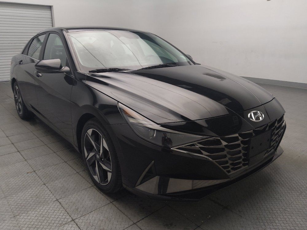 Used 2021 Hyundai Elantra Limited FWD image 13