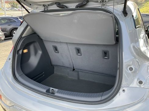Used 2021 Chevrolet Bolt LT image 8