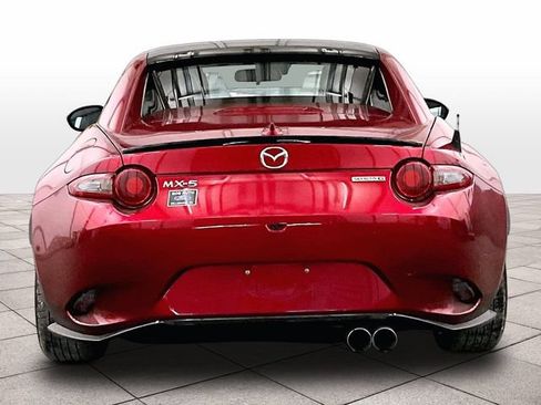 Used 2022 MAZDA MX-5 Miata Club RWD image 4