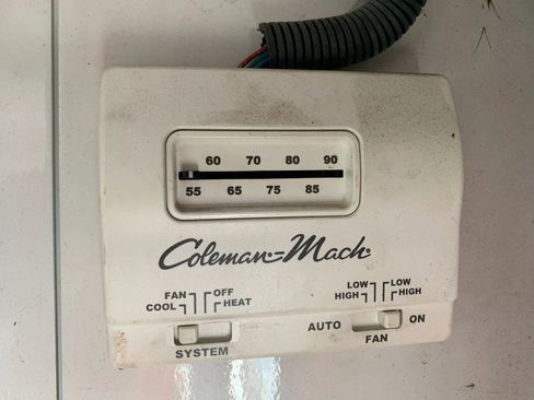 Used 2019 Ford E-350 and Econoline 350 Super Duty image 42