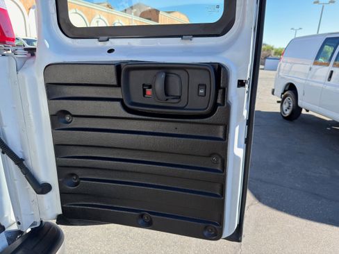 Used 2024 GMC Savana 2500 w/ Driver Convenience Package image 20