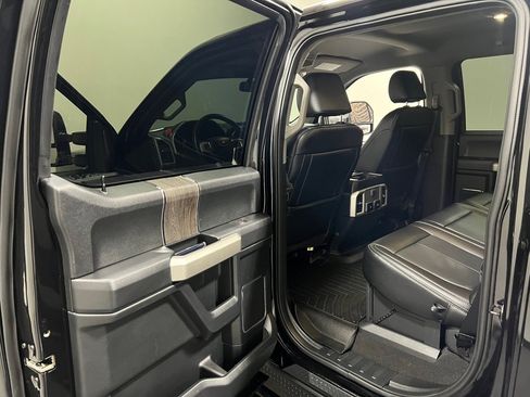 Used 2021 Ford F250 Lariat image 11