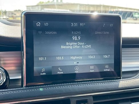 Used 2022 Lincoln Corsair AWD w/ Premium Package image 23