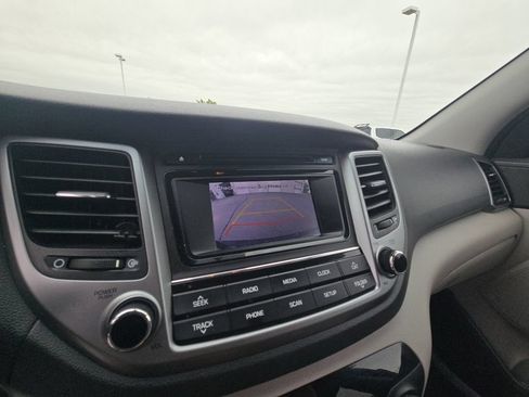 Used 2017 Hyundai Tucson Sport FWD image 20